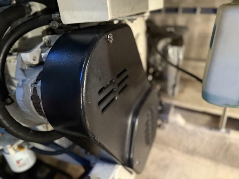 2005 Luhrs 38 Convertible