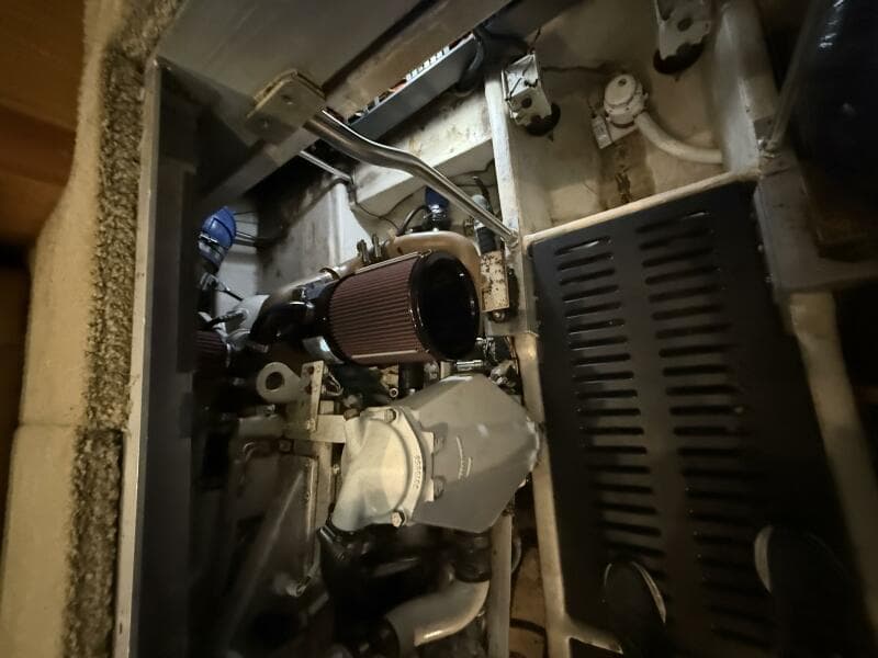 2005 Luhrs 38 Convertible