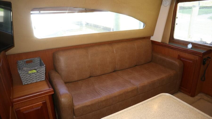 2005 Luhrs 38 Convertible