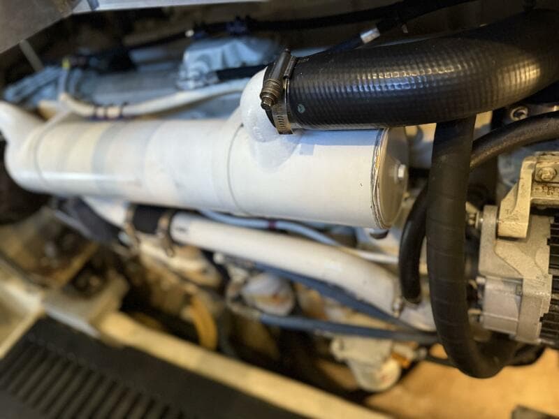 2005 Luhrs 38 Convertible