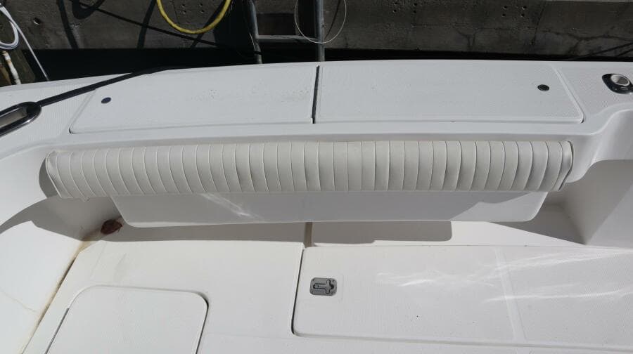 2005 Luhrs 38 Convertible