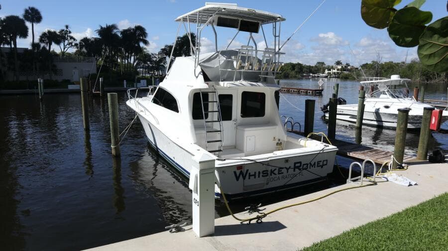2005 Luhrs 38 Convertible