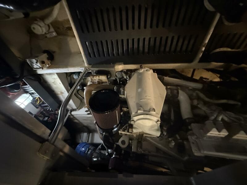 2005 Luhrs 38 Convertible