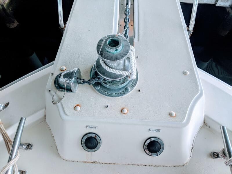 1986 Chris-Craft Constellation - Photo 65