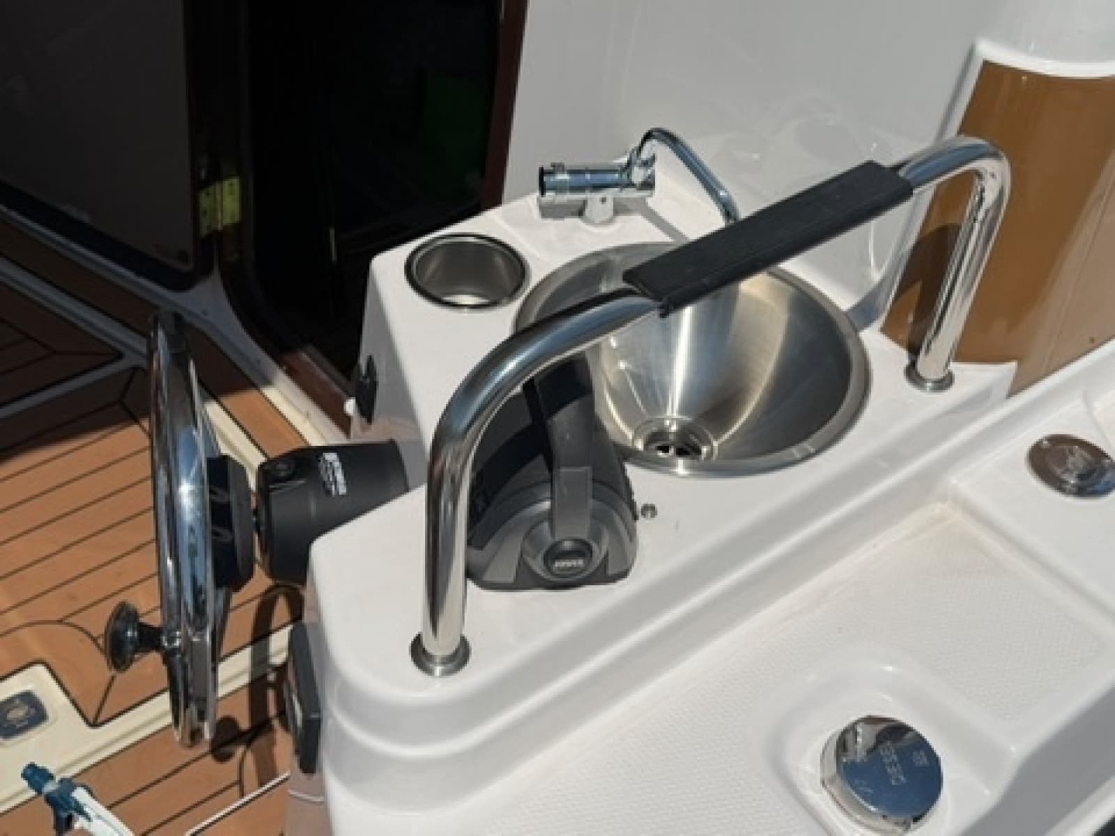 2023 Ranger Tugs R-31 CB - Photo 18