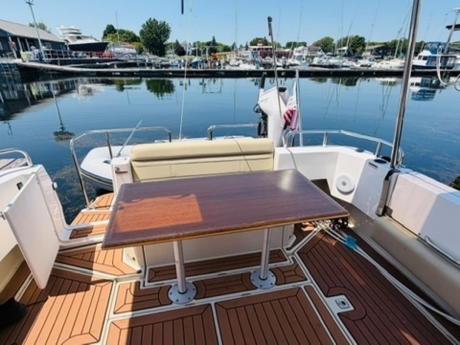 2023 Ranger Tugs R-31 CB - Photo 6