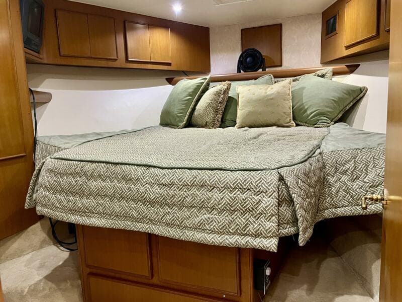 1999 Post 42 Convertible