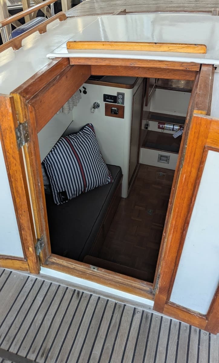 1974 Grand Banks 36 Classic - Photo 21