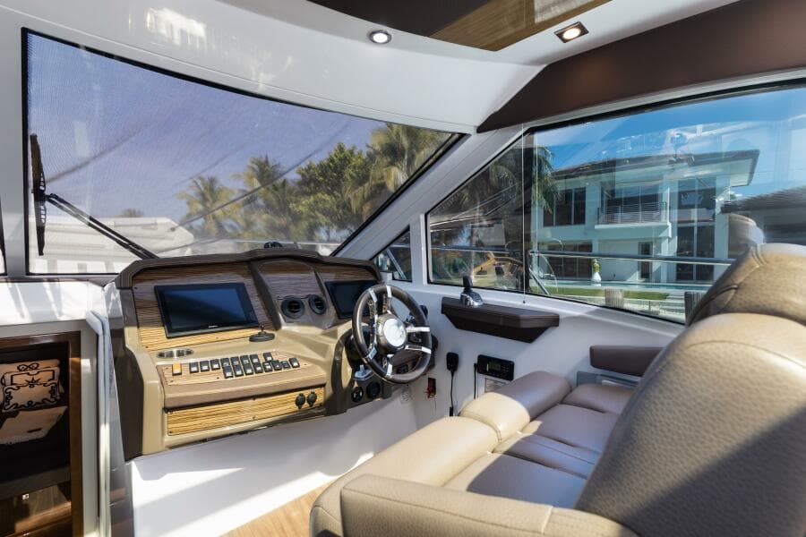 Cruisers 45 - Insieme - Helm