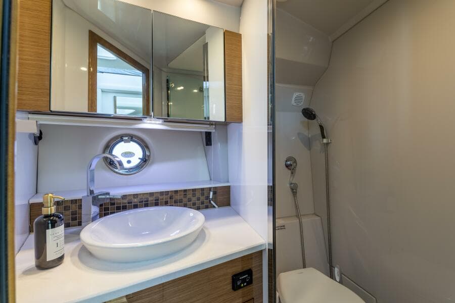 Cruisers 45 - Insieme - Head