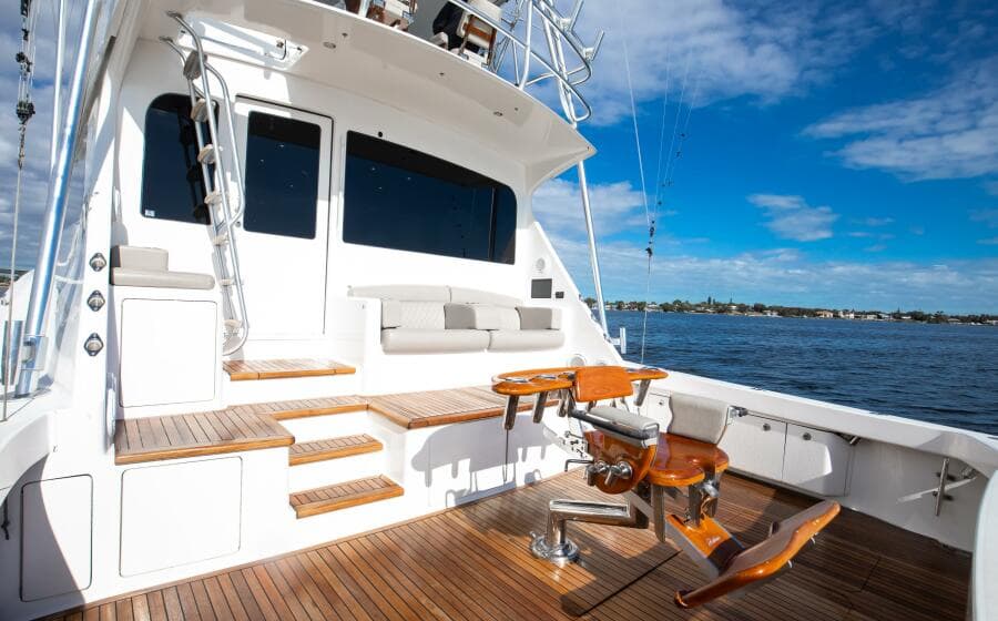 Viking 68 - Mobster - Cockpit, Fighing Chair