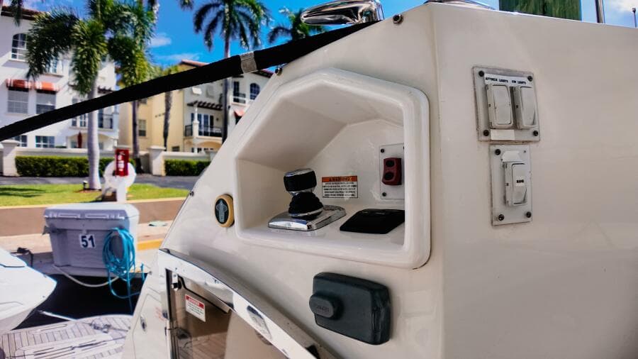 2016 Sea Ray L590 Fly