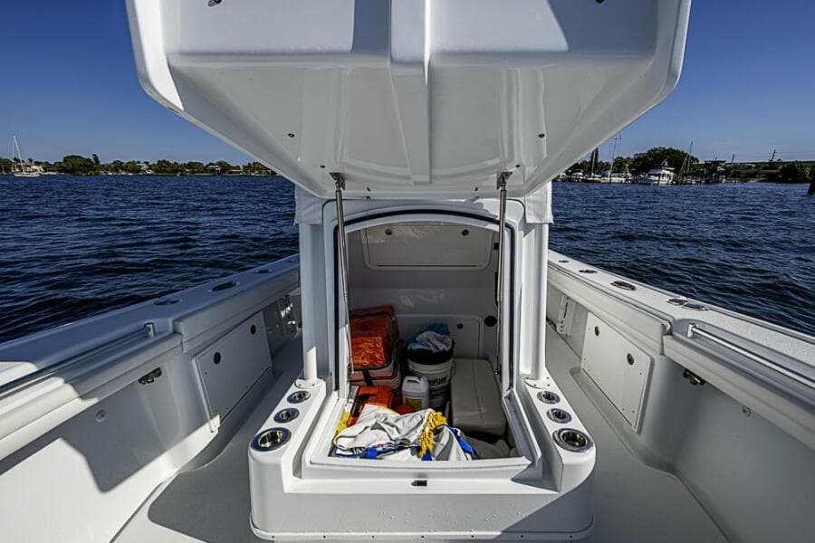 2021 Yellowfin 32 Offshore