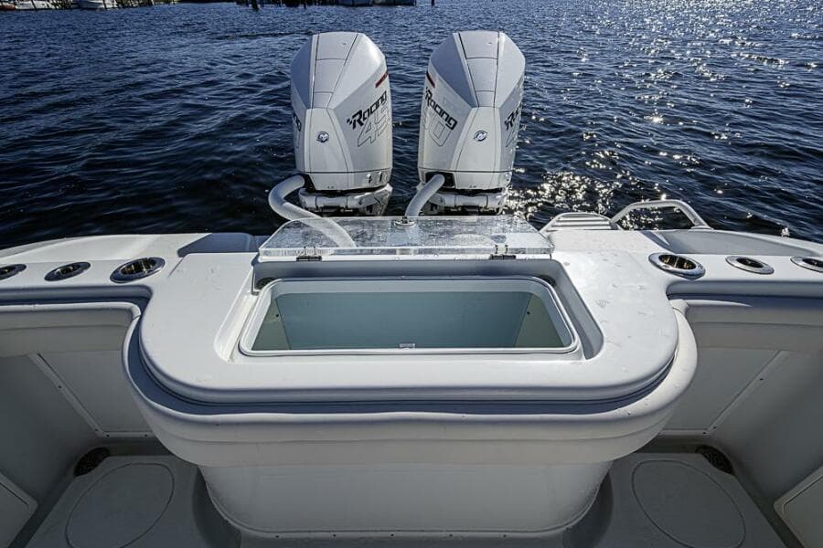 2021 Yellowfin 32 Offshore