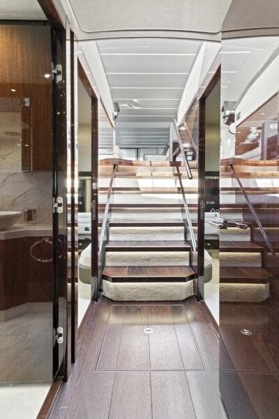 2019 Sunseeker Manhattan 66