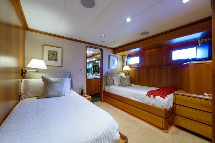 1998 Burger Raised Pilothouse - Photo 42