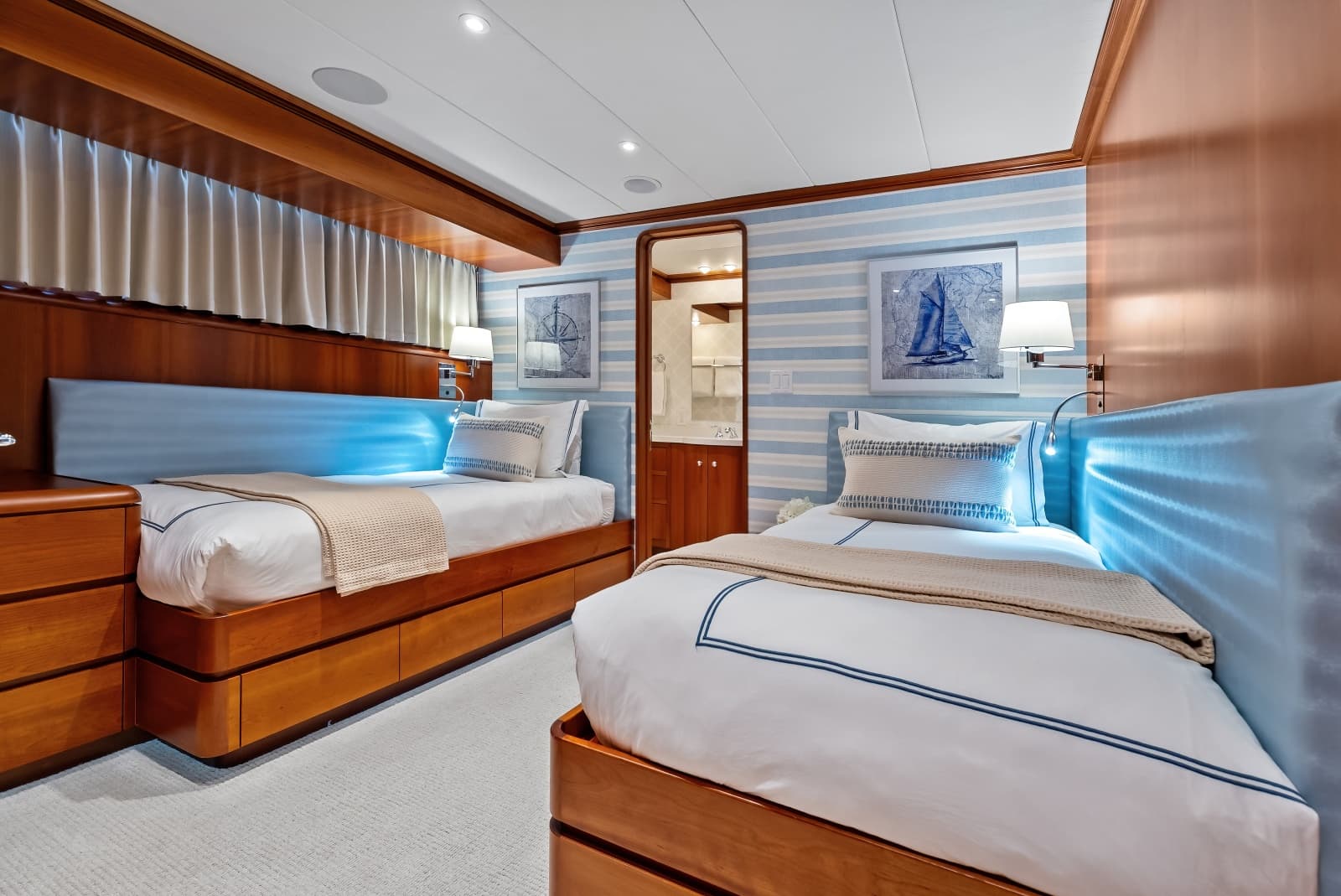 1998 Burger Raised Pilothouse - Photo 28