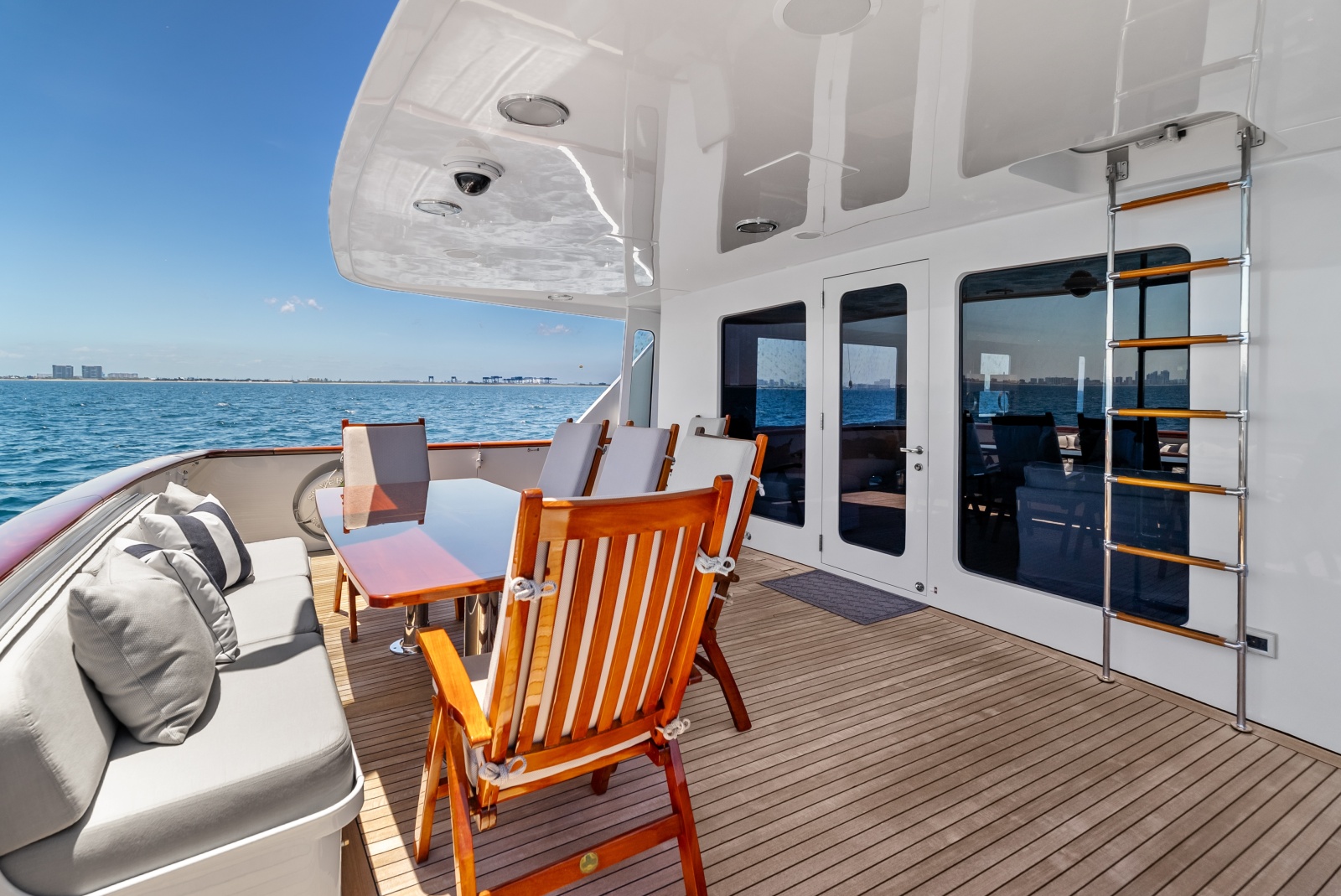 1998 Burger Raised Pilothouse - Photo 44
