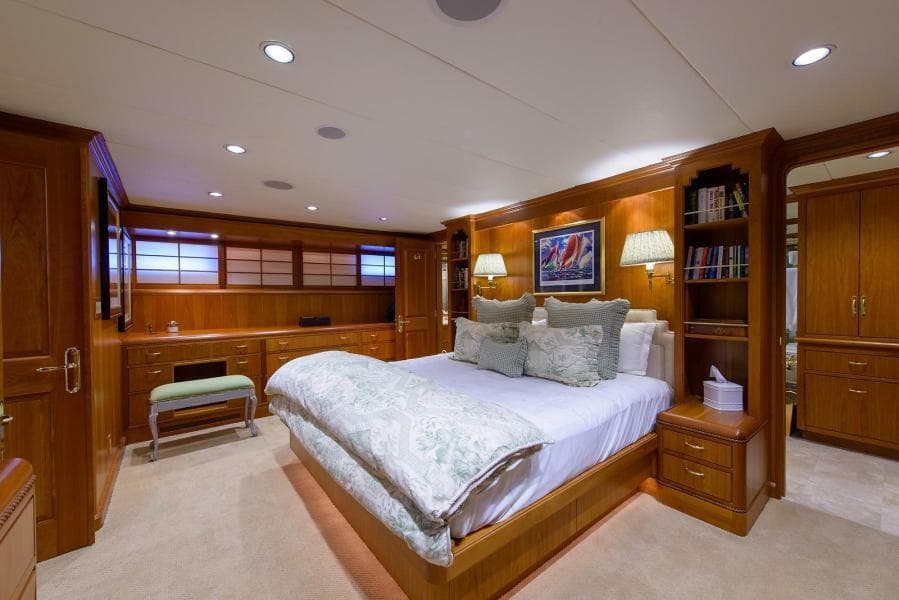 1998 Burger Raised Pilothouse - Photo 32