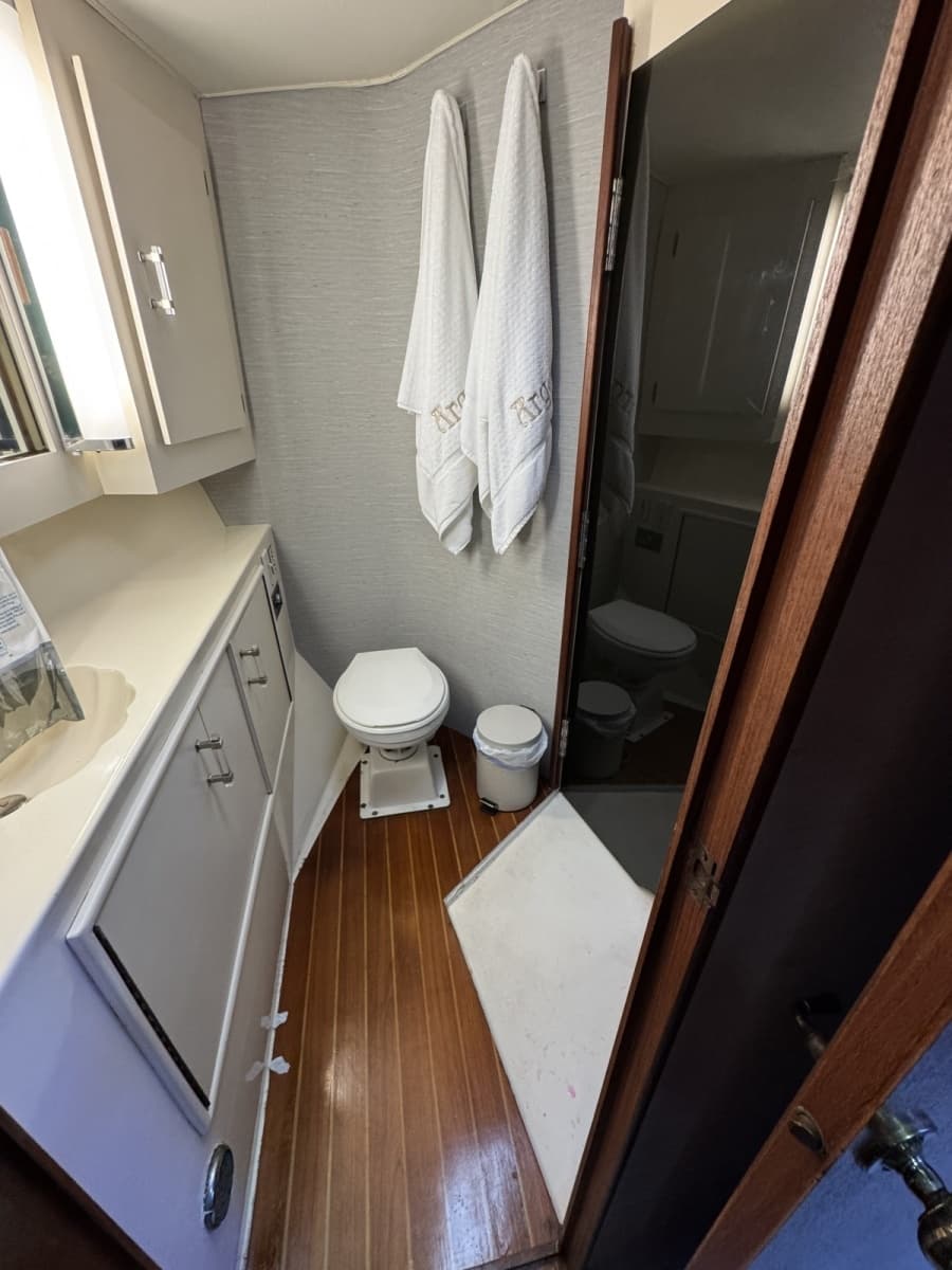 1988 Ocean Yachts 44 SS