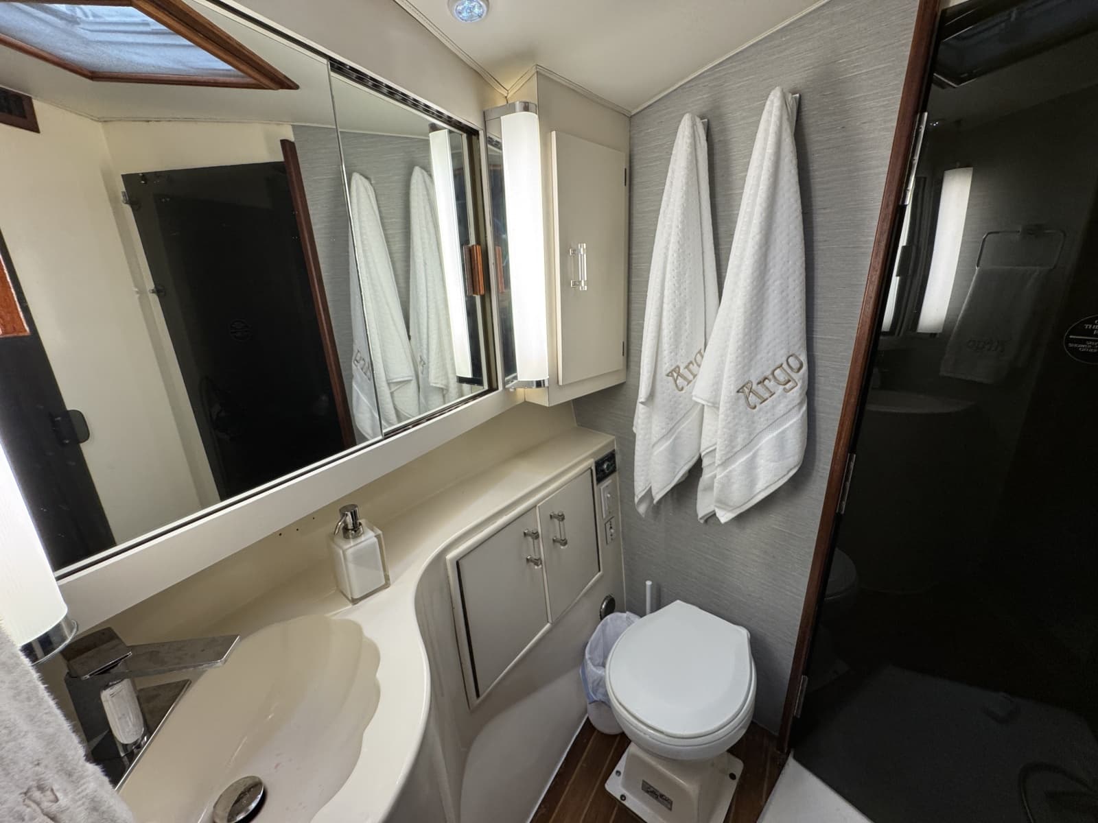 1988 Ocean Yachts 44 SS