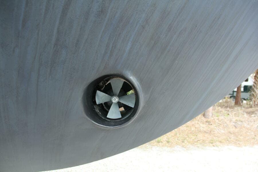 2004 Cabo 48 Flybridge