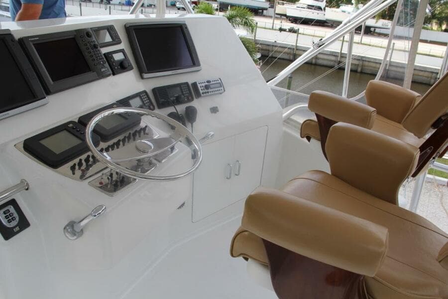 2004 Cabo 48 Flybridge