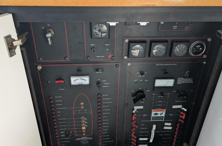 1991 Bayliner 4388 Motoryacht