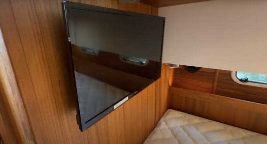 2025 Targa 37 Flybridge