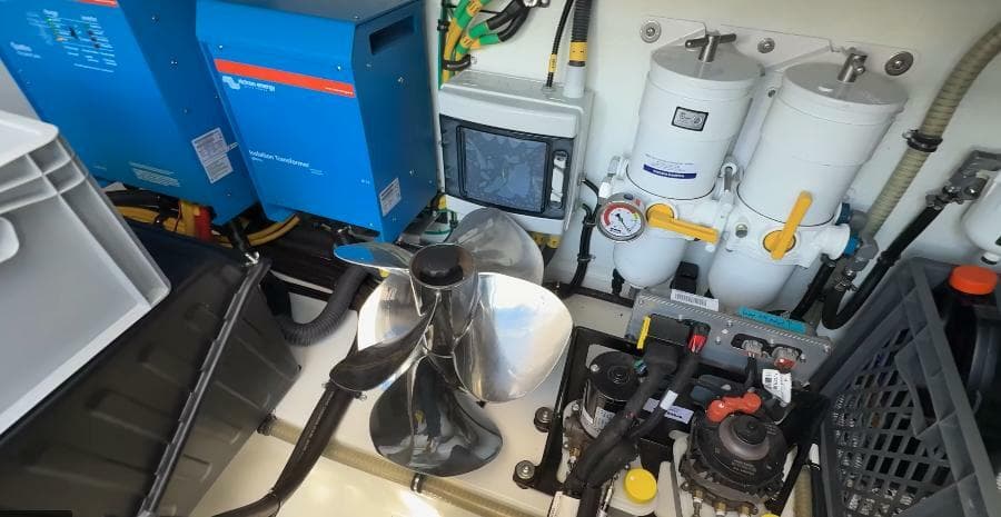 2025 Targa 37 Flybridge