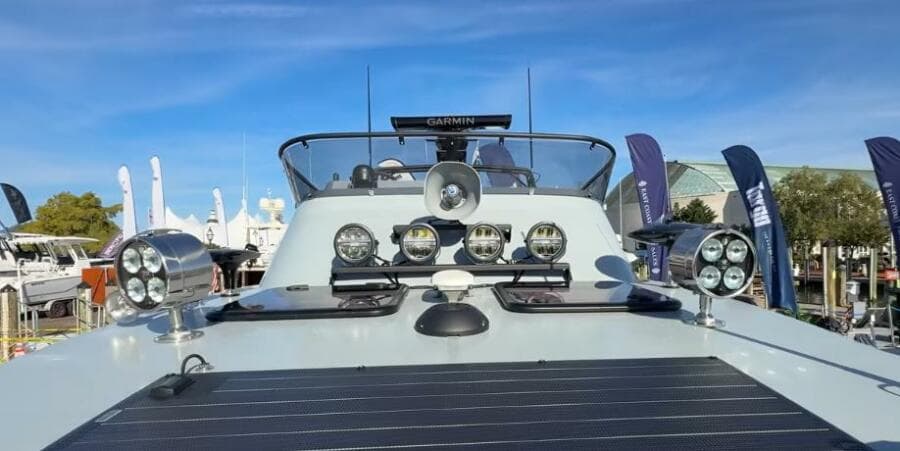 2025 Targa 37 Flybridge