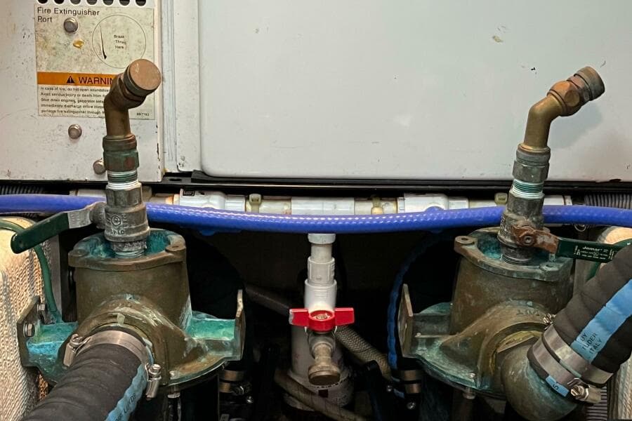 2006 Sabreline 36 Flybridge