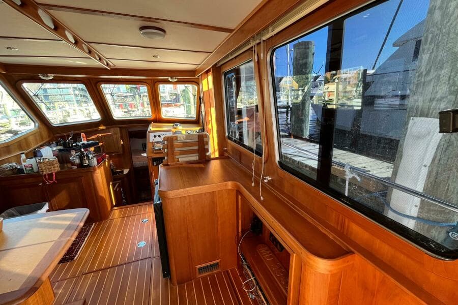 2006 Sabreline 36 Flybridge