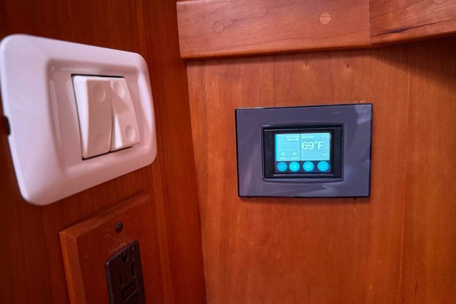 2006 Sabreline 36 Flybridge