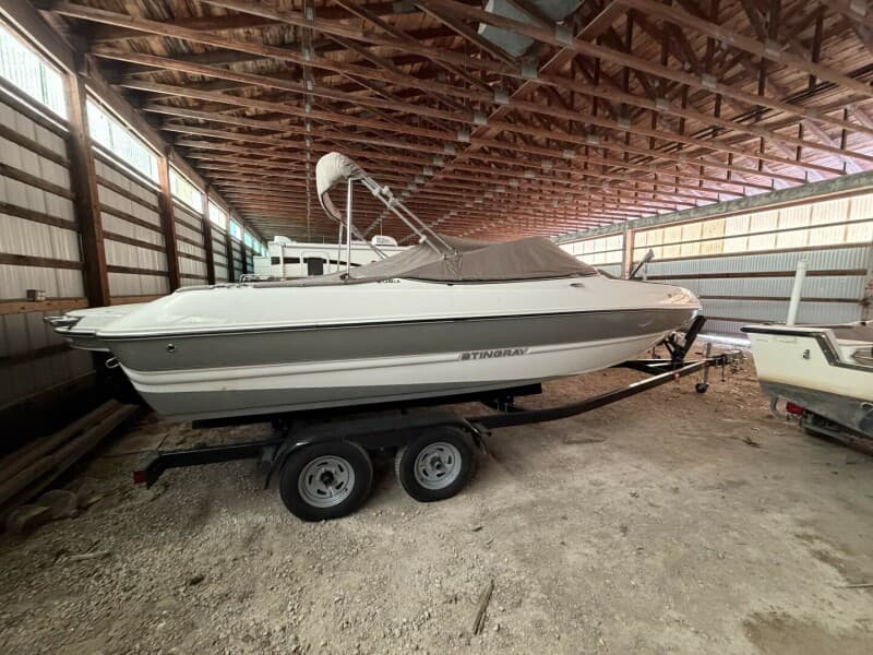 2019 Stingray 208 LS