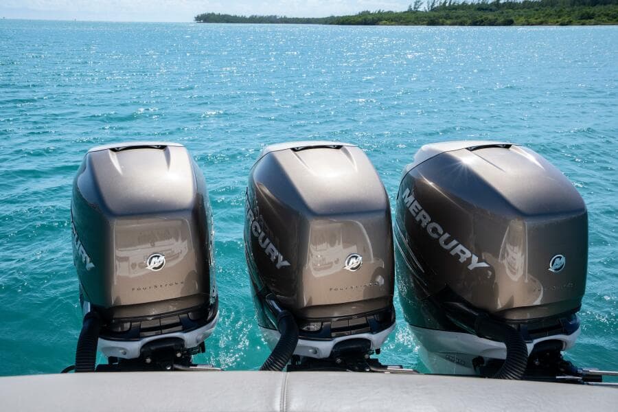 2018 Formula 350 Crossover Bowrider OB