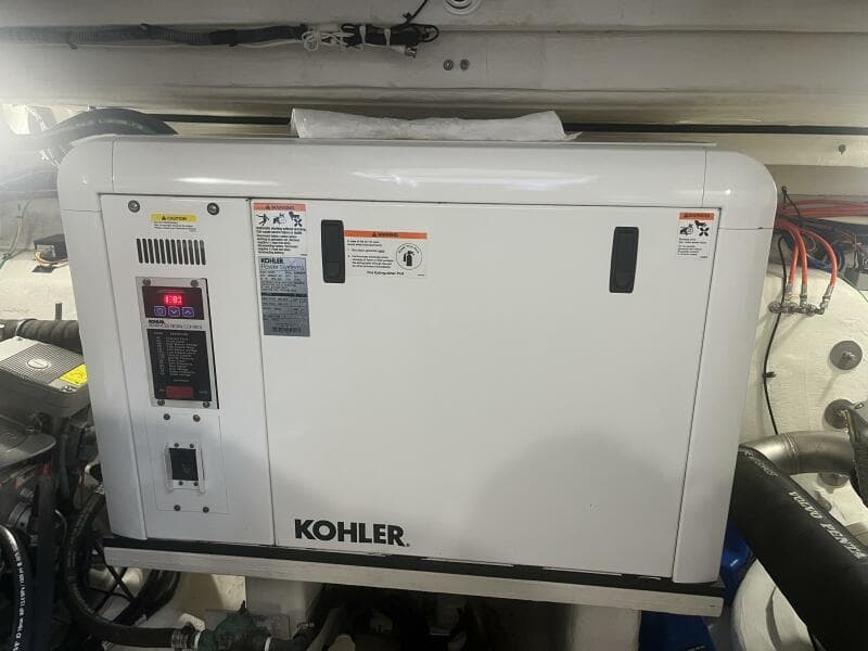 2016 Cruisers Yachts 45 Cantius