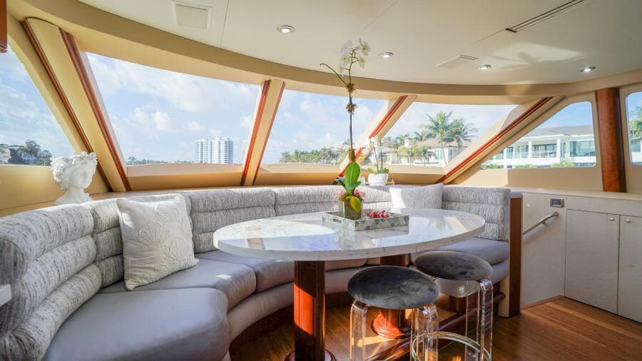 2004 Lazzara Yachts 80 SL