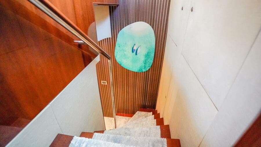 2004 Lazzara Yachts 80 SL