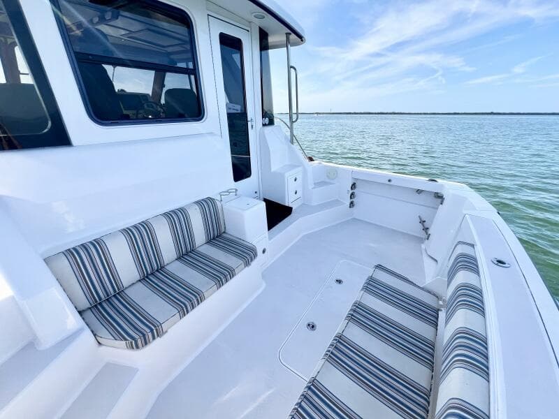 2006 Sabre 38 Hard Top Express