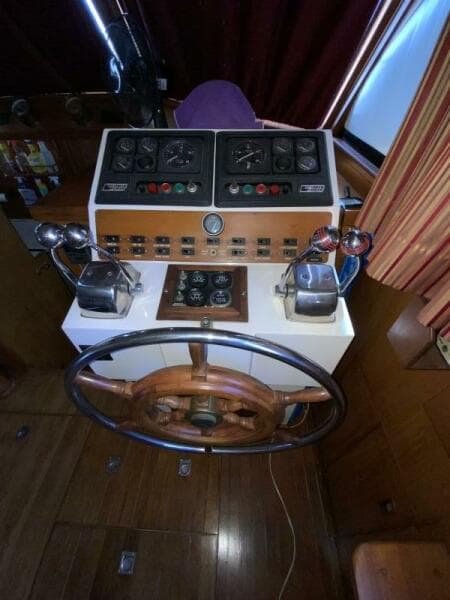 1987 President 41 Double Cabin Motor Yacht