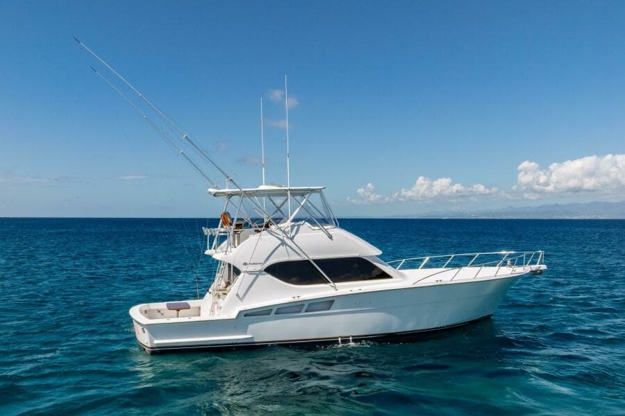 2005 Hatteras 50 Convertible