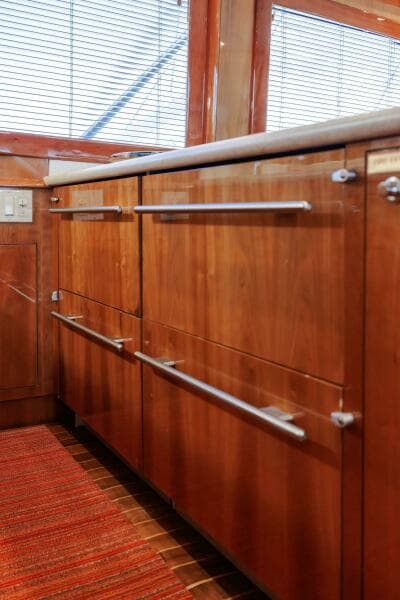 2005 Hatteras 50 Convertible