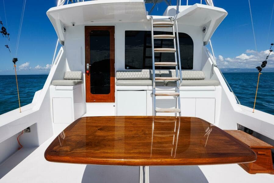 2005 Hatteras 50 Convertible