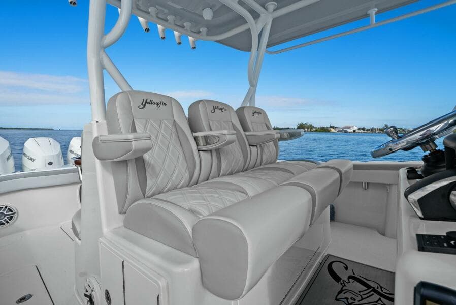 2023 Yellowfin 39 Offshore