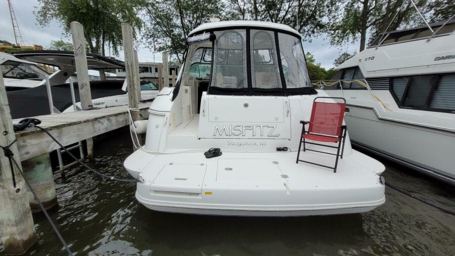 2005 Cruisers Yachts 420 Express