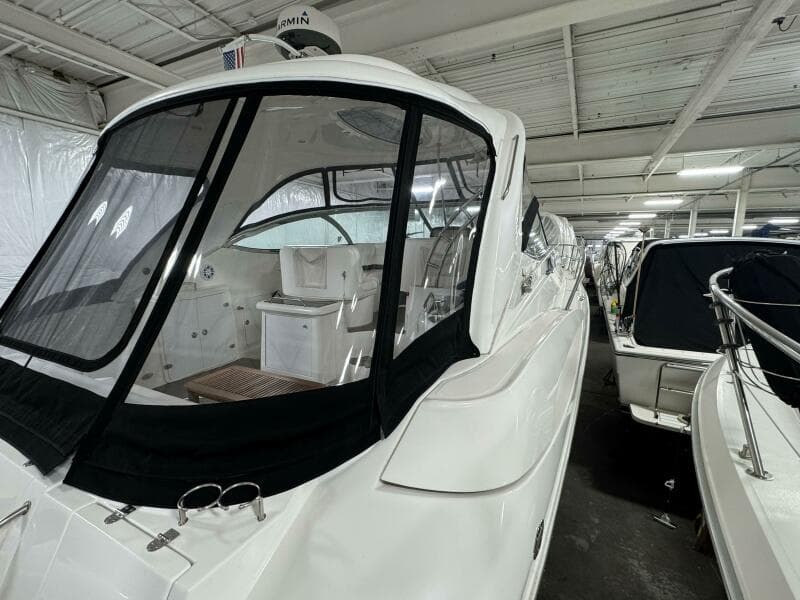 2005 Cruisers Yachts 420 Express