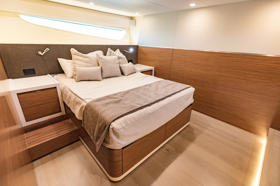 2020 Bertram 61 Convertible - Photo 25