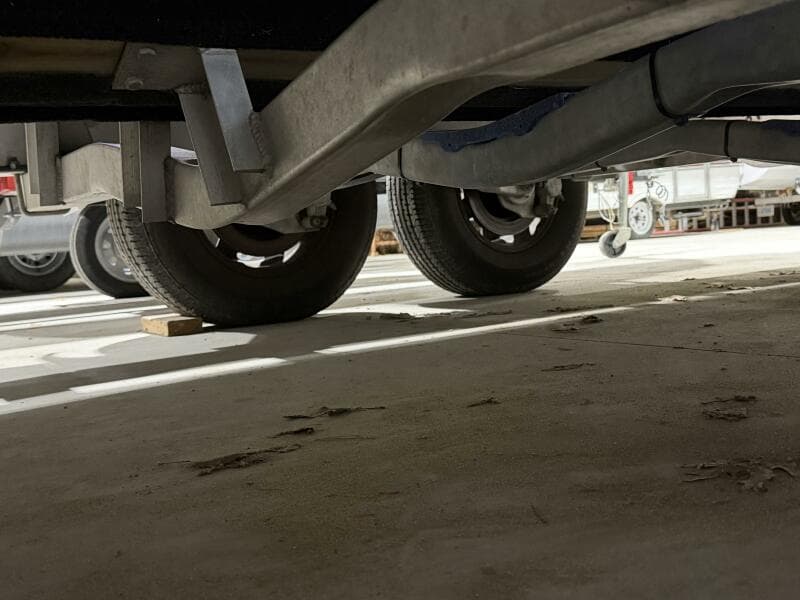 2016 Everglades 230 Center Console