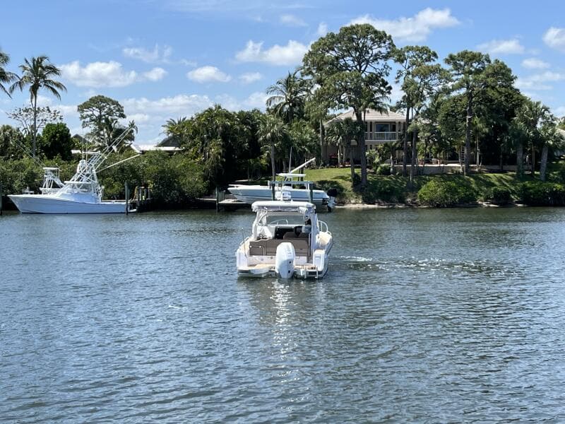 Nimbus Weekender 9 Profile